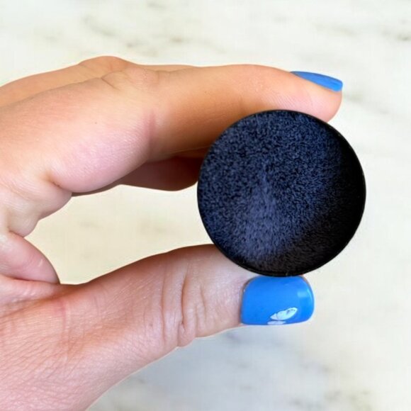 Laura Geller NEW Beauty Retractable Angled Kabuki Brush - Picture 8 of 8